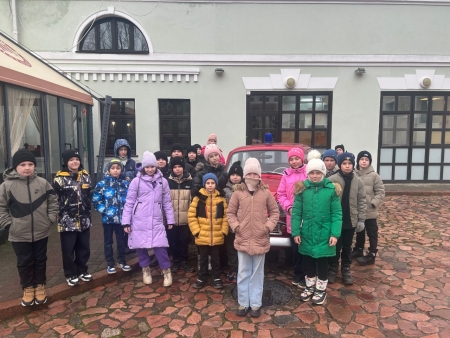 Как надо себя вести в различных опасных ситуациях